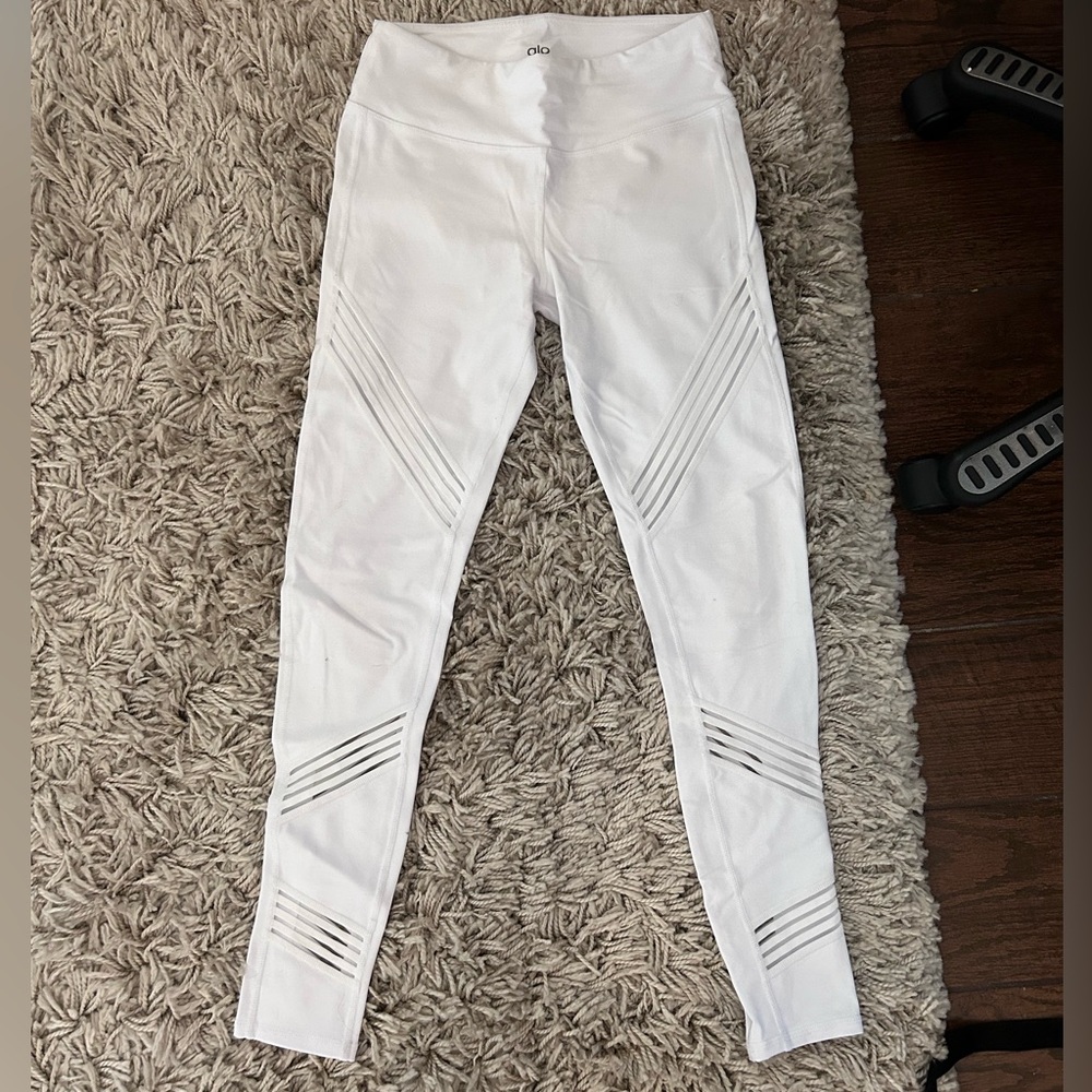 ALO leggings- new